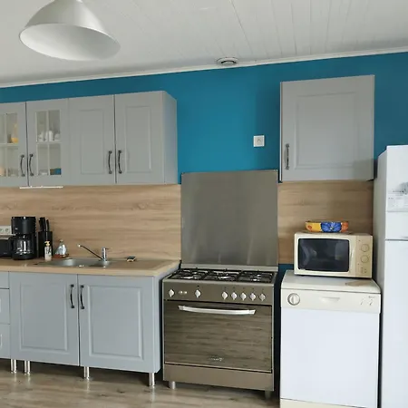펜션 Grande Maison Familiale A 300m Plage, Jardin, Et Veranda - - Fr-1-778-15