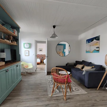Grande Maison Familiale A 300m Plage, Jardin, Et Veranda - - Fr-1-778-15 펜션 *